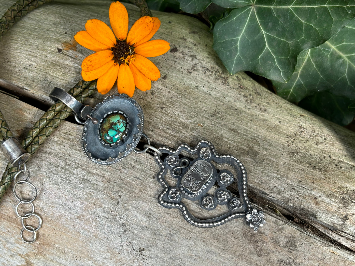 BD Turquoise Tiny Roses Choker Necklace