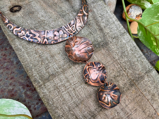 Copper Floral Stamped Formed Disk Choker Necklace