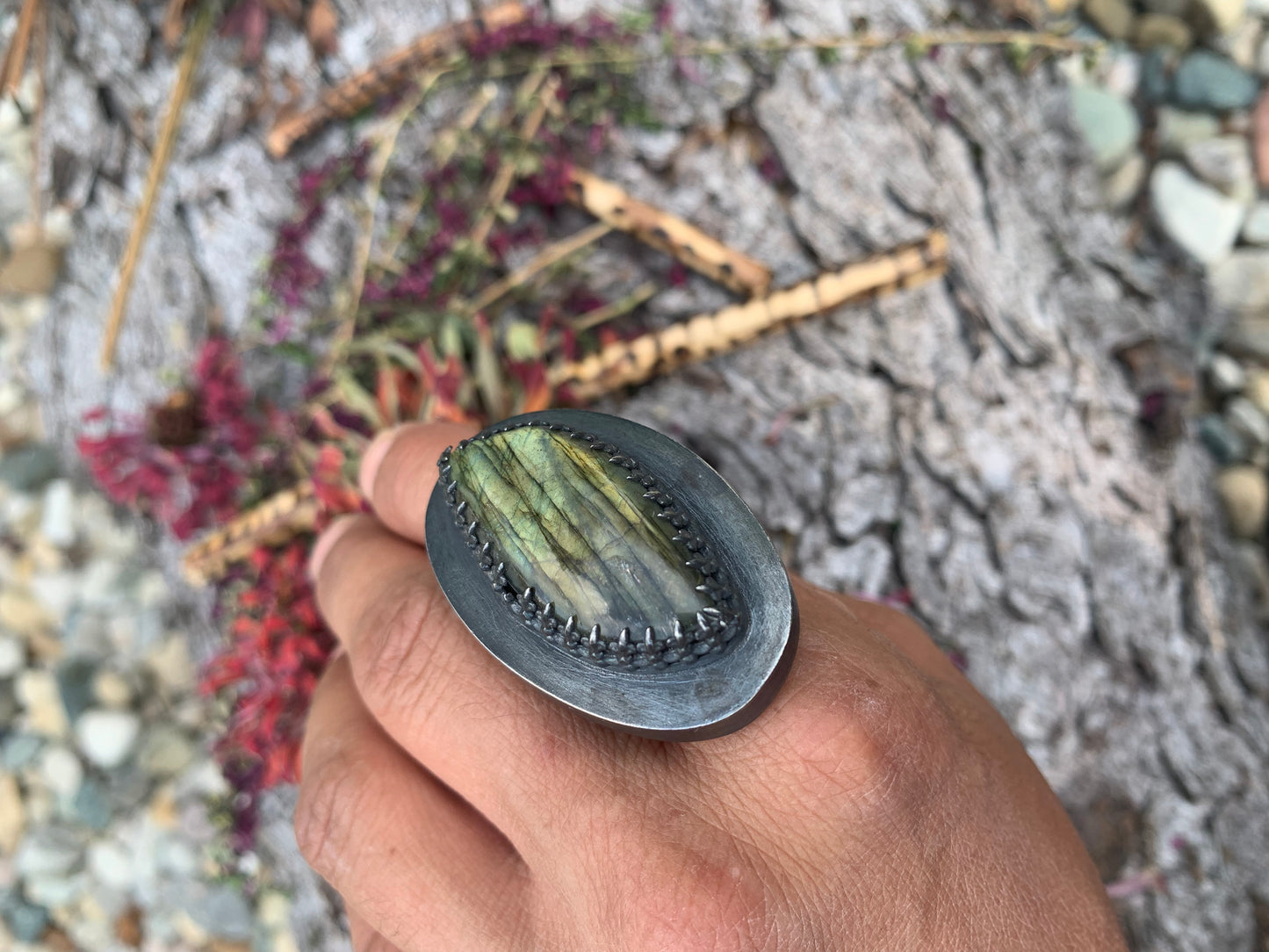 Sterling Silver Labradorite Hollow Form Adjustable Ring (2)