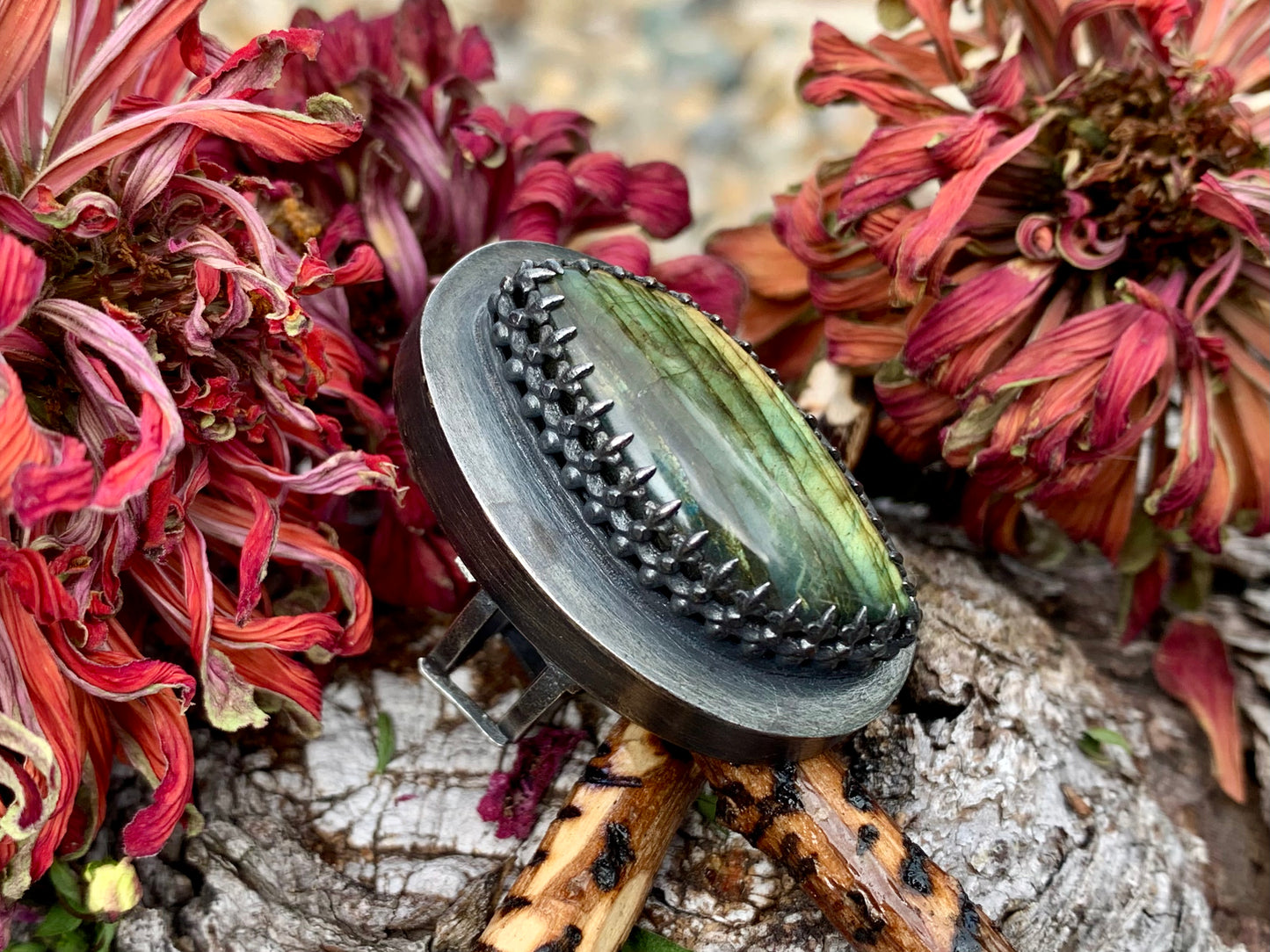 Sterling Silver Labradorite Hollow Form Adjustable Ring (2)