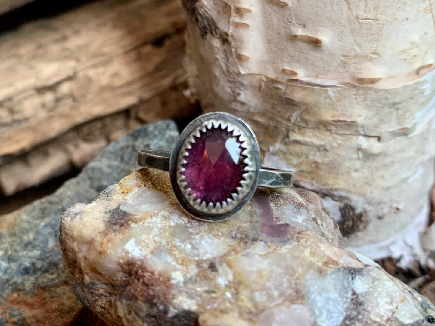 Sterling Silver Rose Cut Rhodolite Garnet Stacker Ring (Sz. 6.5)